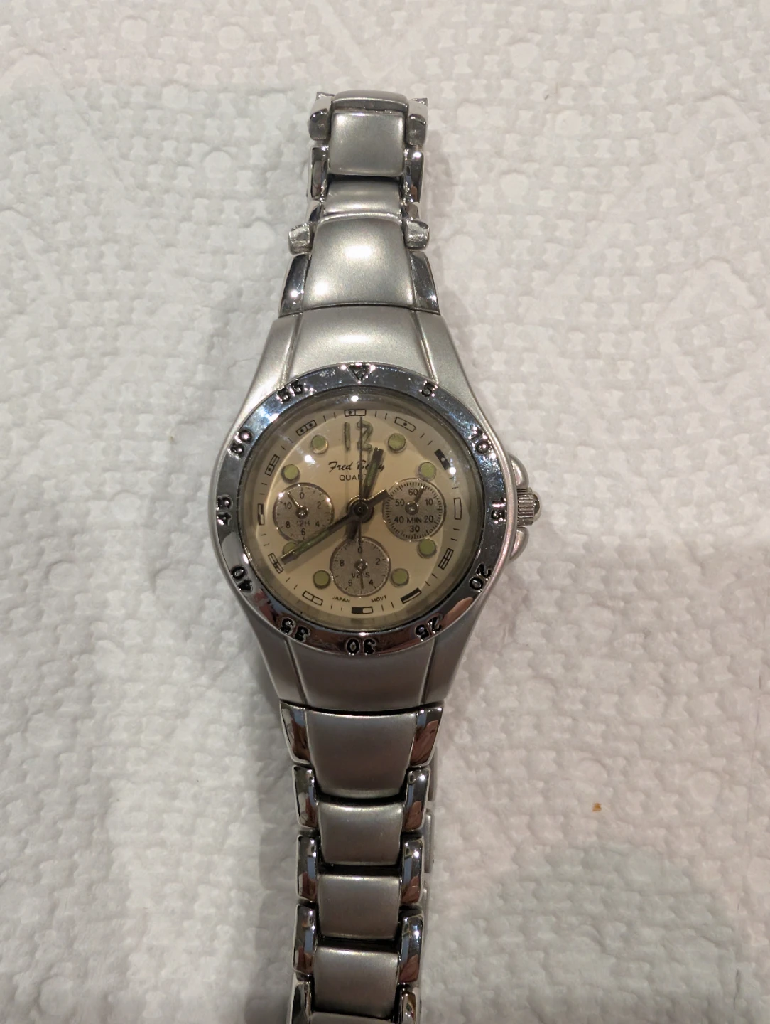 Fred Bennett Quartz Watch - photo 2