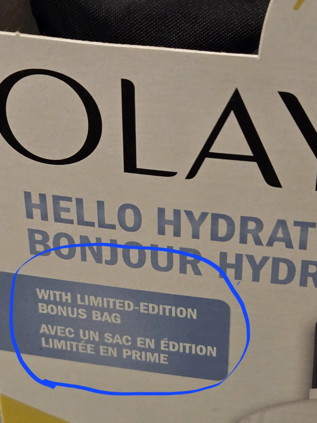 Olay Hello Hydration 4-Piece Routine Skincare Set with Bonus Bag - photo 3