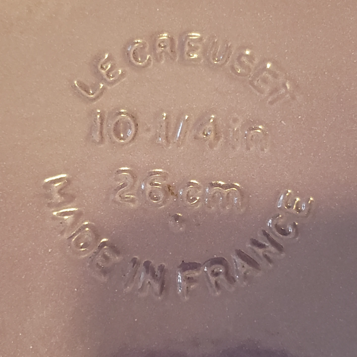Le Creuset Cast Iron Skillet 10 1/4 inch - photo 5