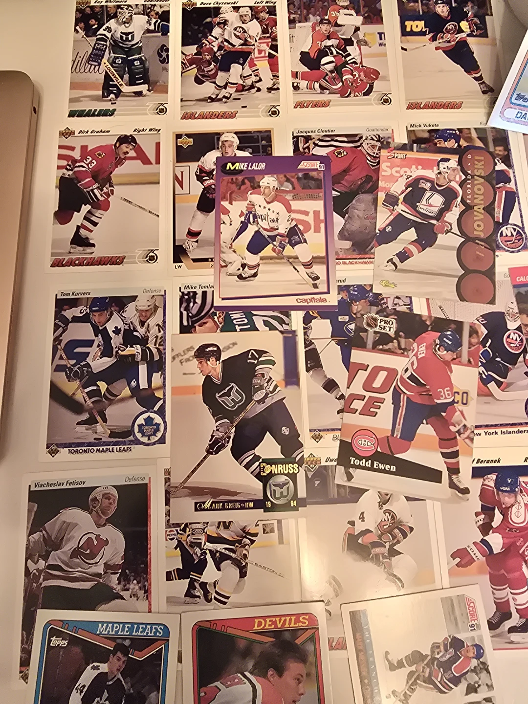 Assorted Hockey Cards Collection - photo 3