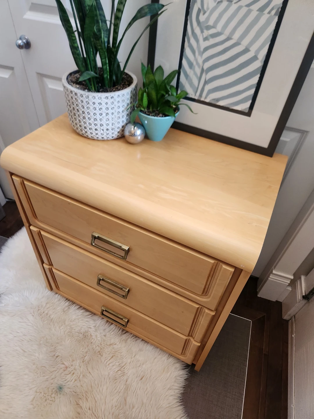 Vintage beech wood colored 3 drawer dresser - photo 2