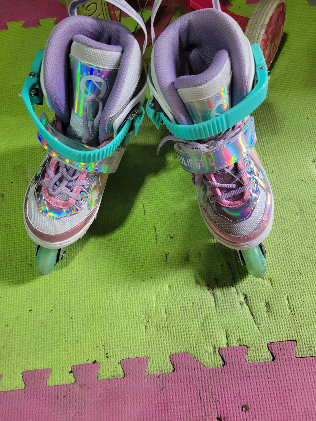 SuliFeel Youth Rollerblades with Protective Gear Set