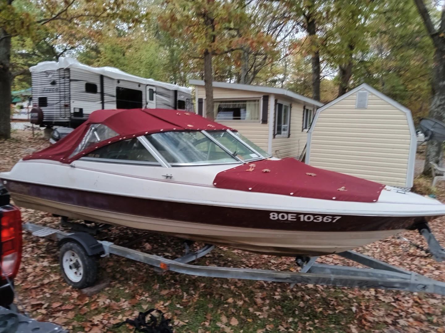 17 ft Cutter bowrider,  75 hp 2 stroke, runs great,
