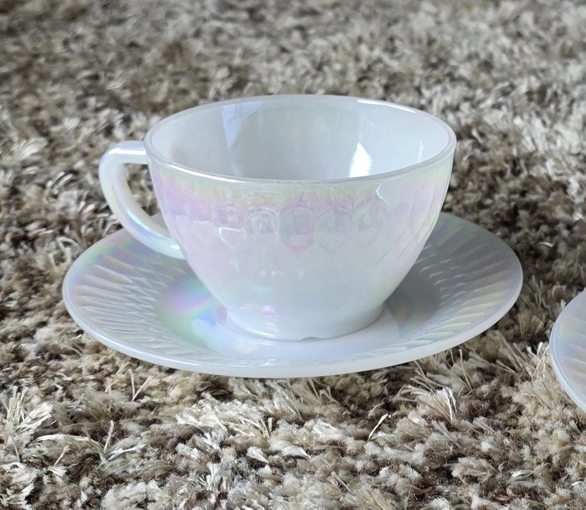 Vintage Federal moonglow tea cups and saucers - photo 5