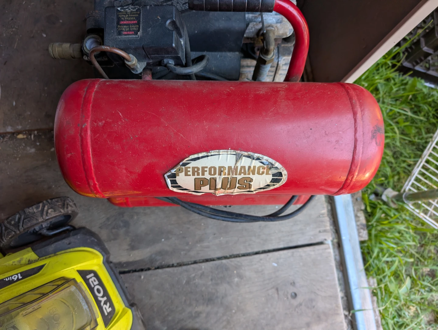 Performance Plus Air Compressor - photo 4