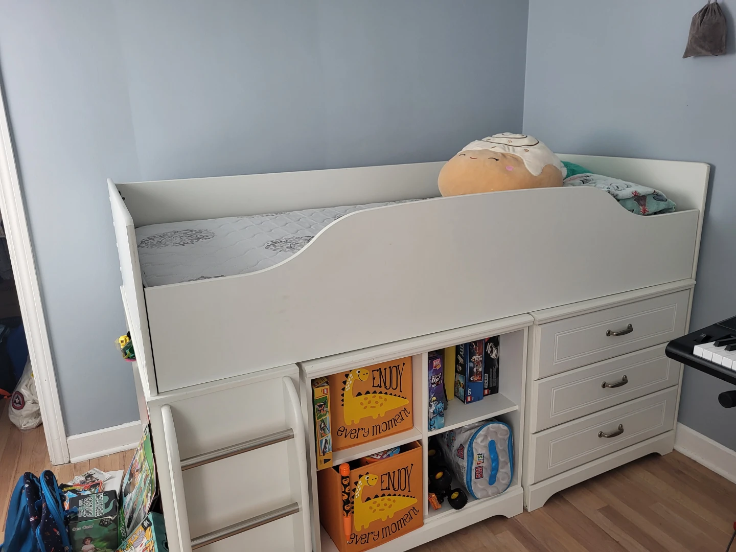 White Twin Loft Bed with Storage Shelves and Drawers - photo 3
