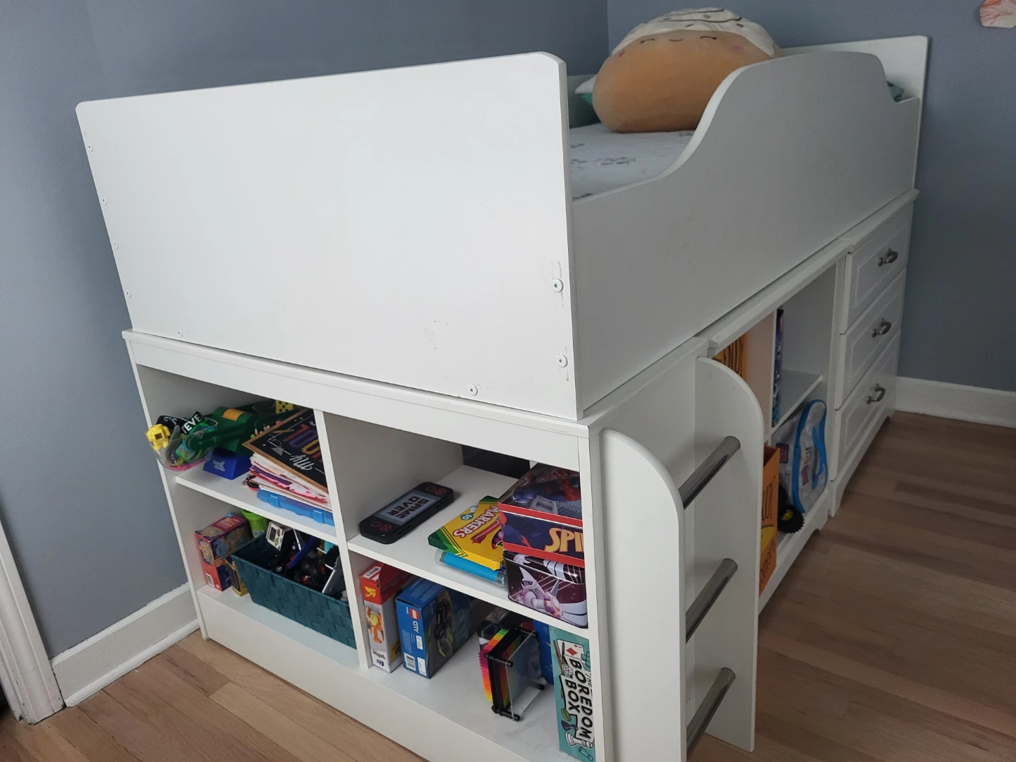 White Twin Loft Bed with Storage Shelves and Drawers - photo 4