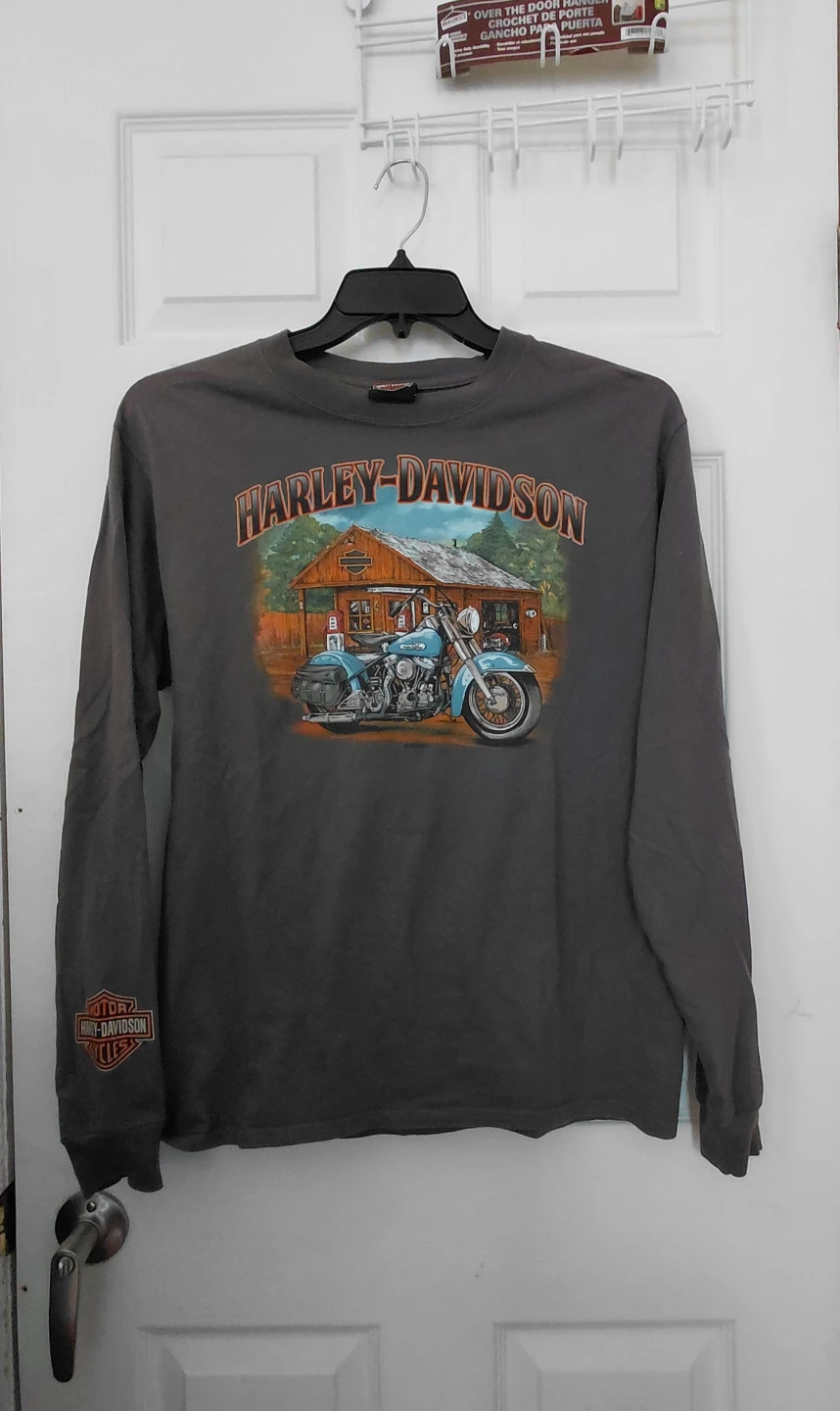 Harley-Davidson Long Sleeve T-Shirt Banff Canada
