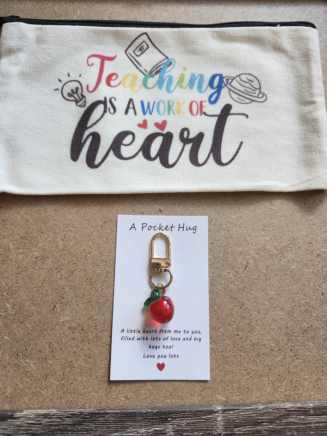 Teacher's Inscription Zipper Bag with Apple Keychains  - $8 - photo 2