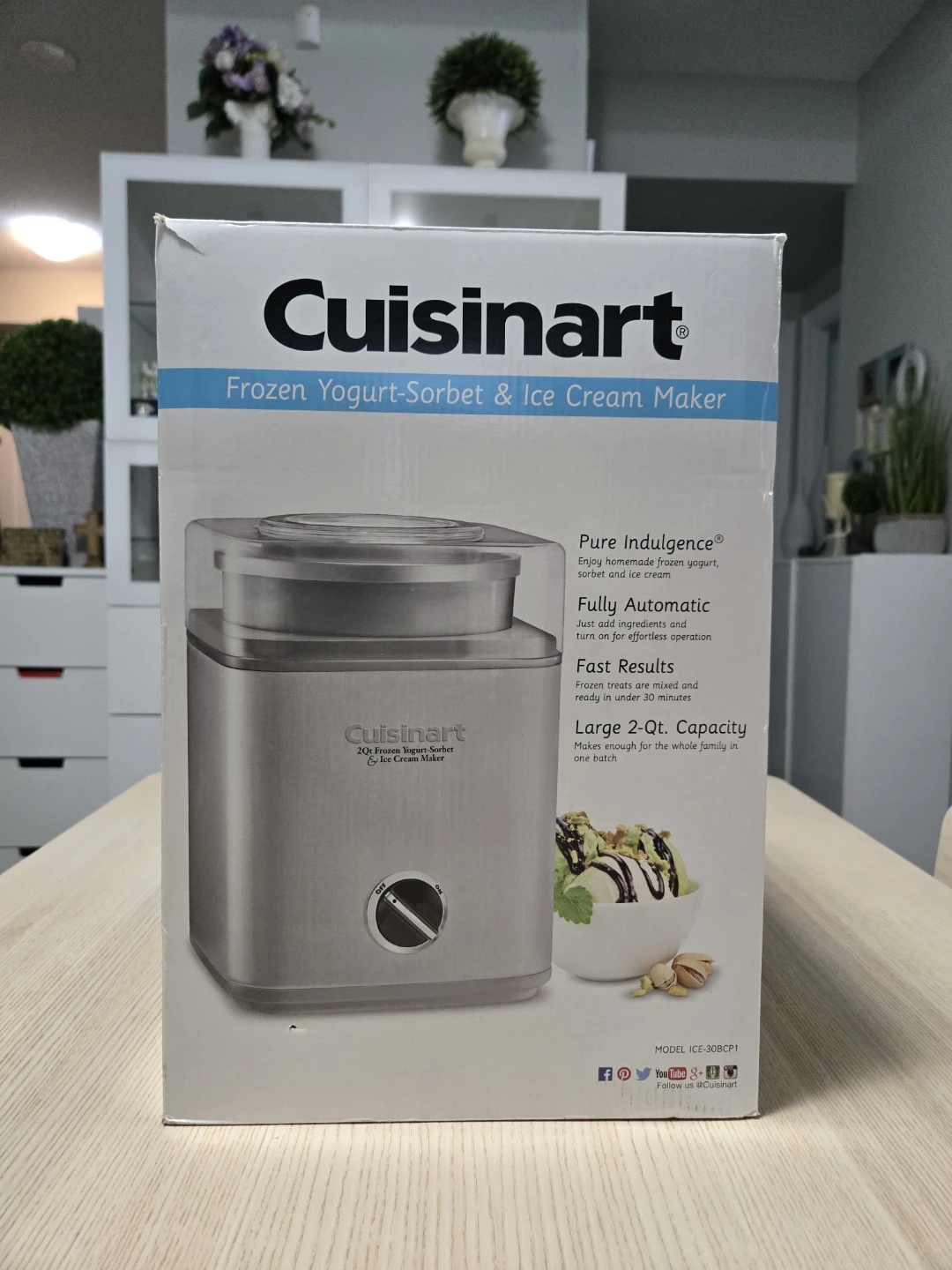 Cuisinart Frozen Yogurt-Sorbet & Ice Cream Maker