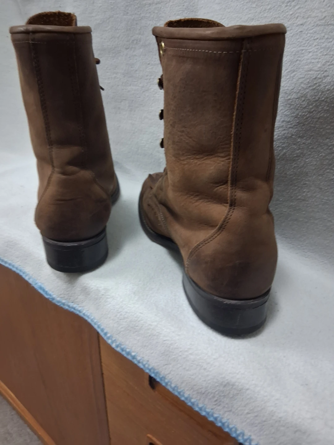 Laredo Brown Leather Lace-Up Boots - photo 4