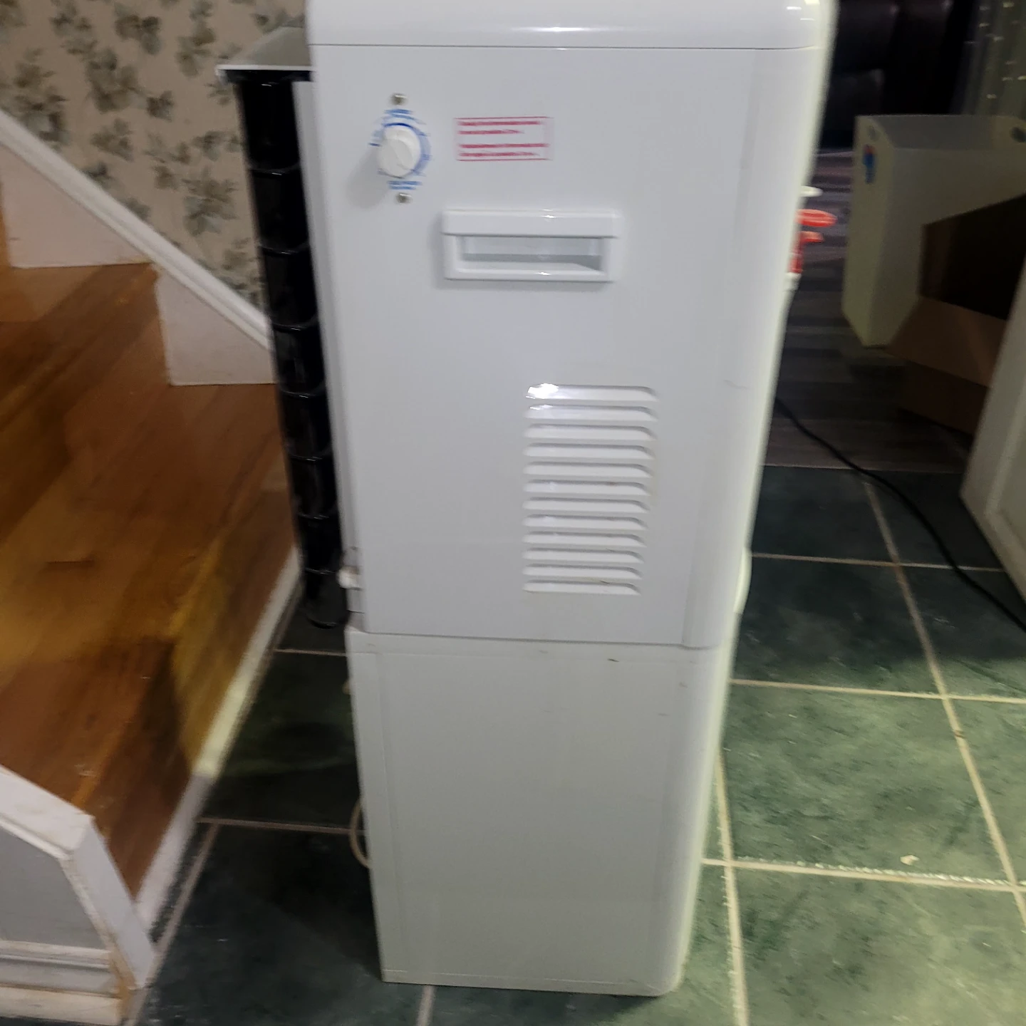 Sunbeam Water Cooler - photo 2