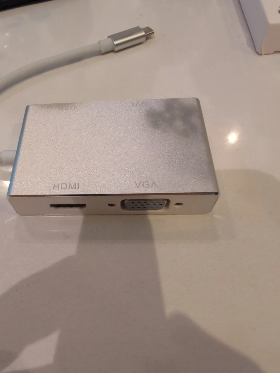 USB-C to VGA DVI HDMI & USB Adapter 4-in-1 - photo 4