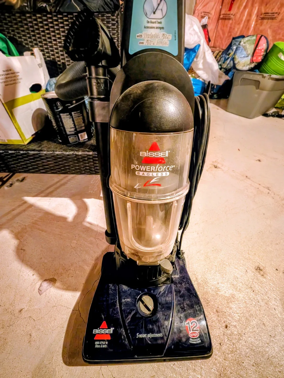 Bissell PowerForce Bagless Vacuum Cleaner - photo 2