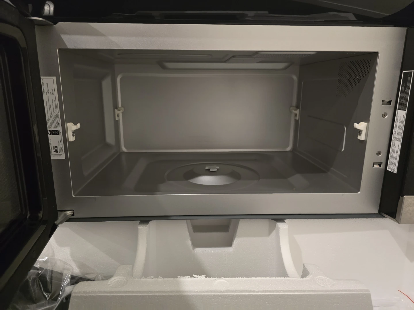 KitchenAid Microwave - photo 3