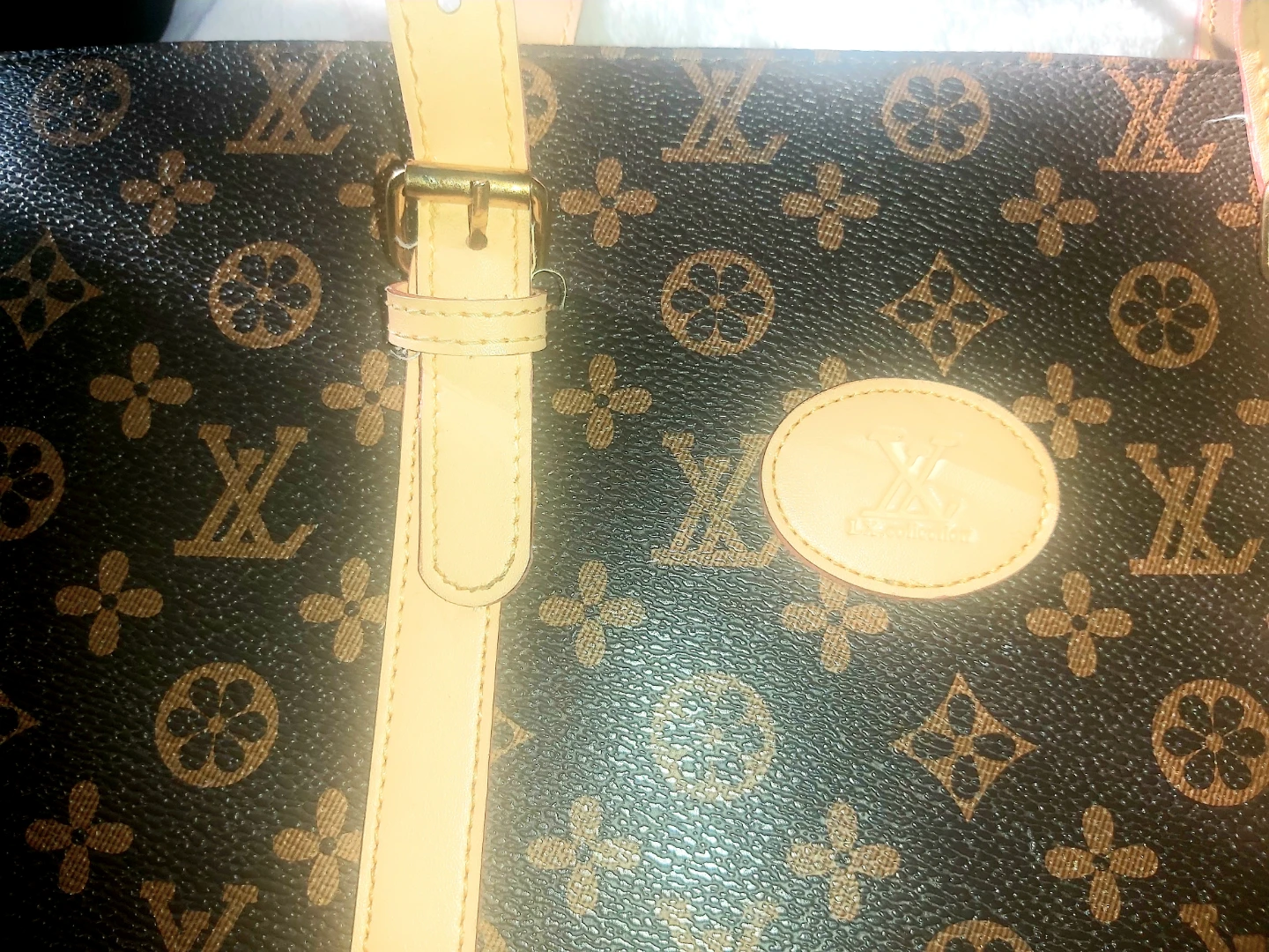 Louis Vuitton Monogram Tote Bag - photo 3