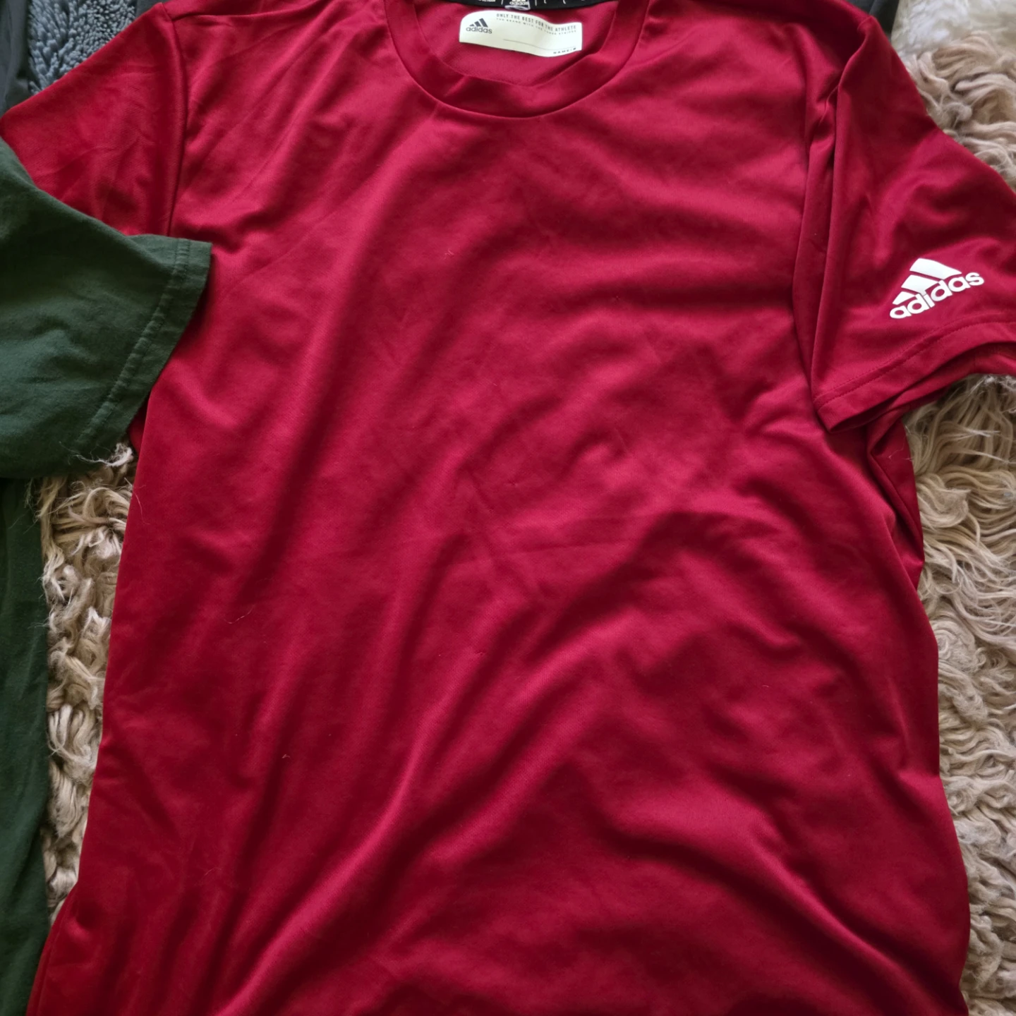 Size L Bundle of 4 T-shirts: Nike, Adidas, Amazon Essentials - photo 5