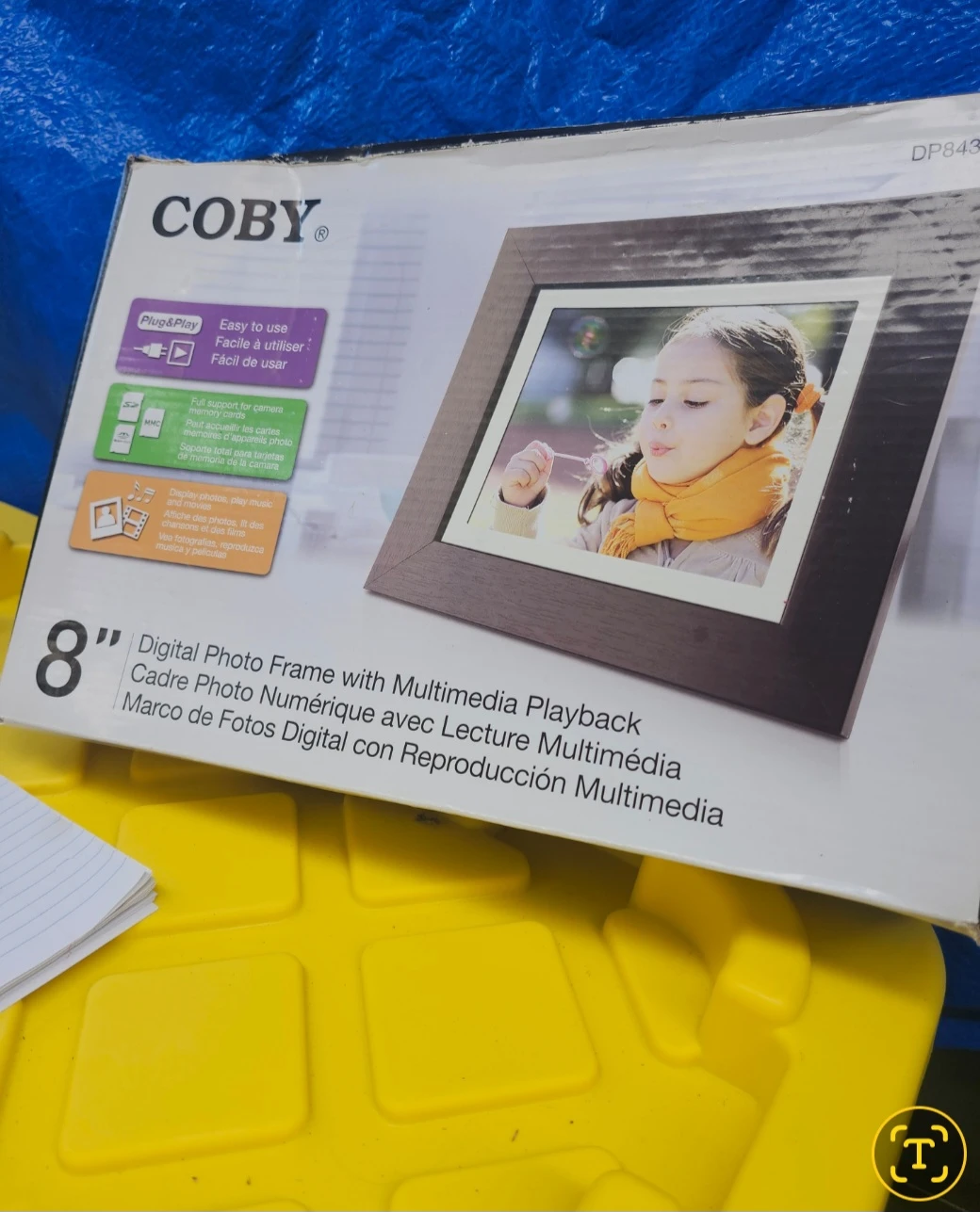 Coby 8" Digital Photo Frame with Multimedia Playback - photo 2