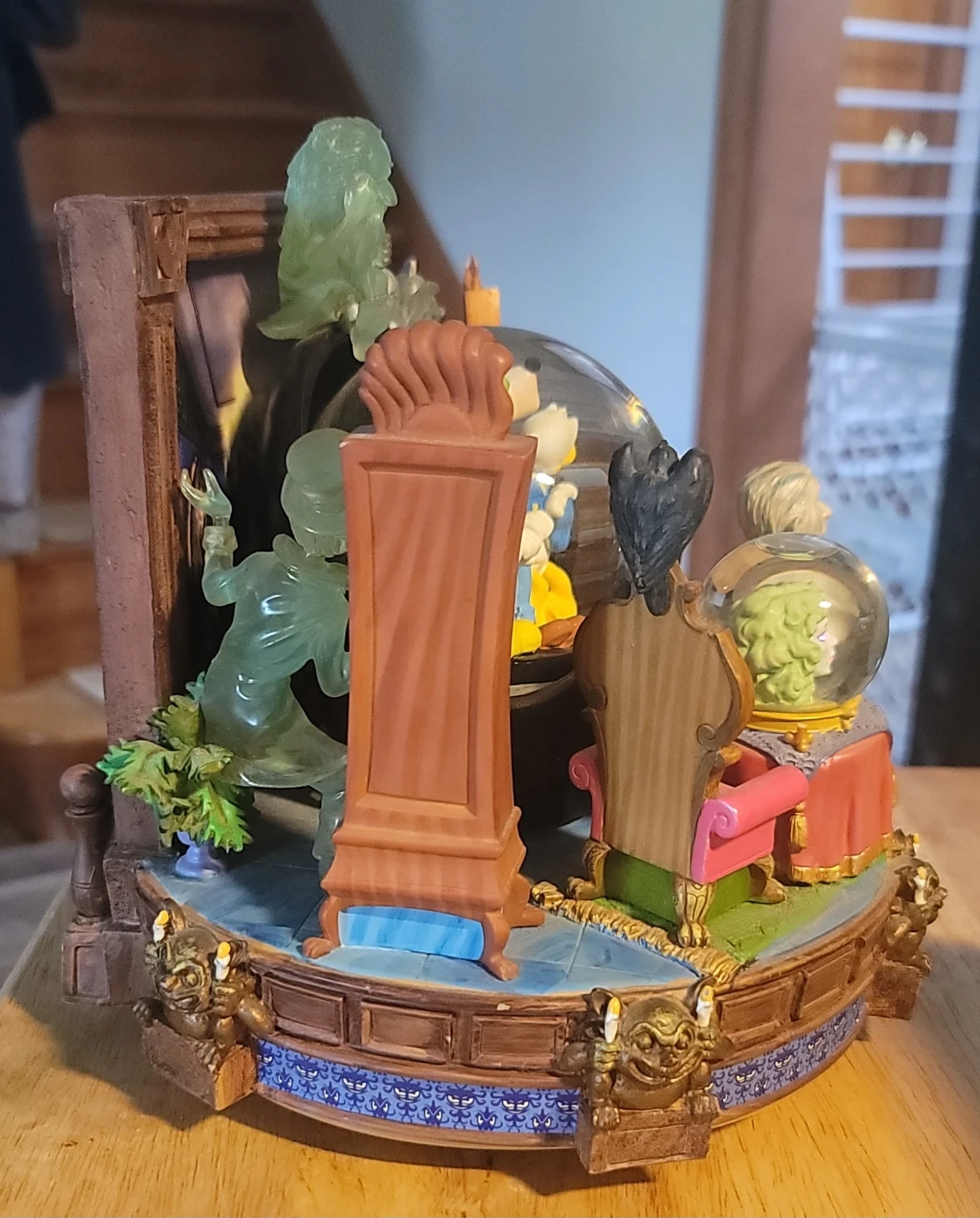 Disney Exclusive Haunted Mansion Animated Musical Snow Globe - photo 5