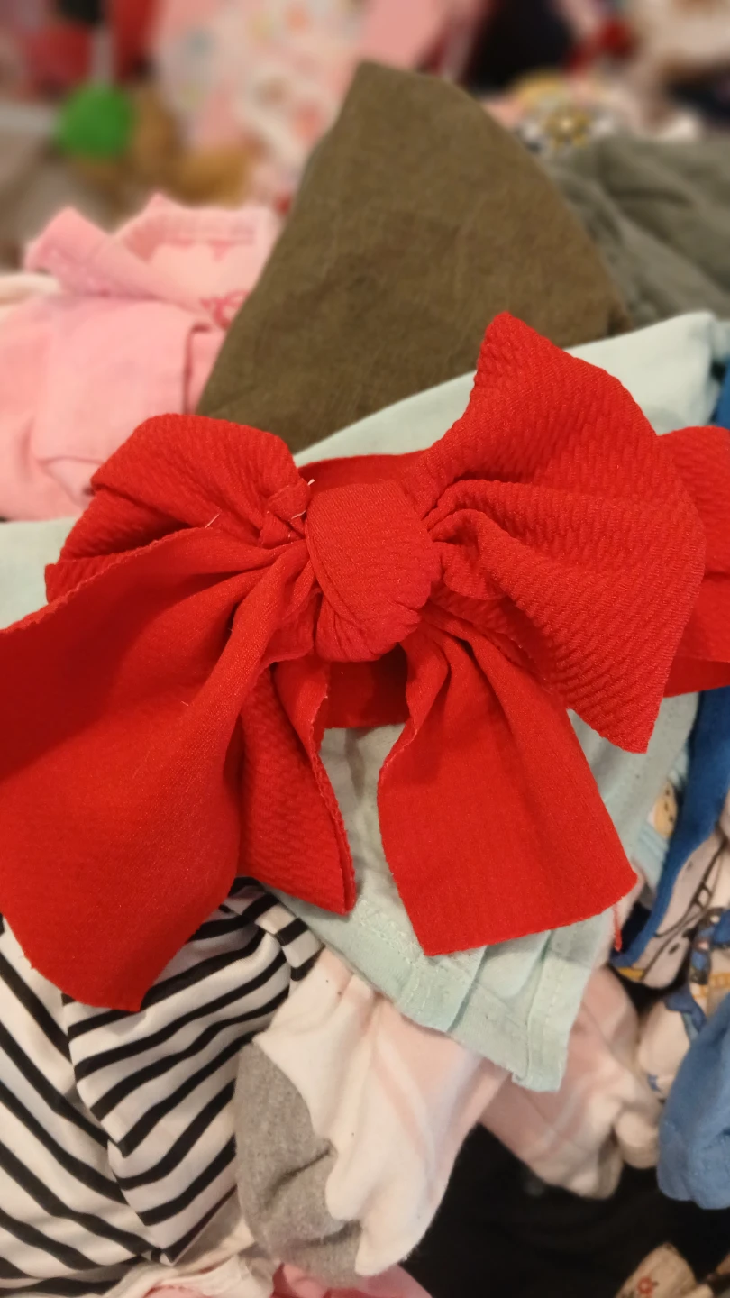 Red Bow Headband ⚽️