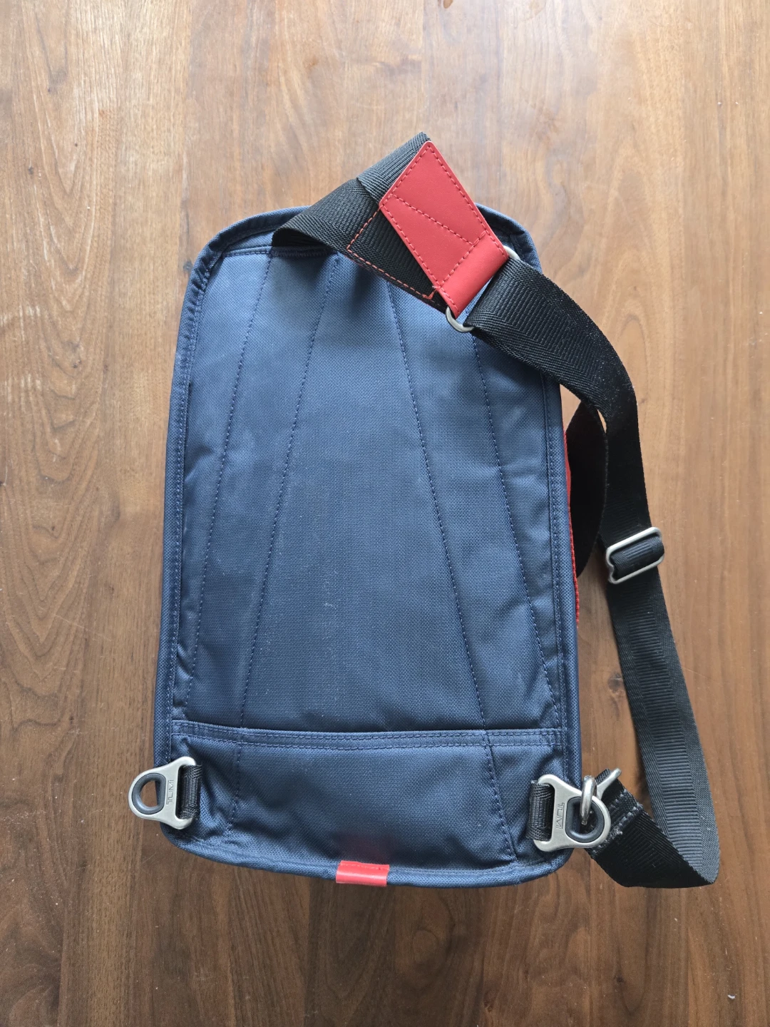 Vintage TUMI Crossbody Sling Bag (Navy/Red) - photo 3
