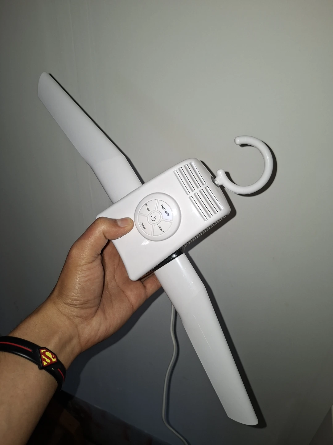 Portable Electric Clothes Dryer Hanger - photo 2
