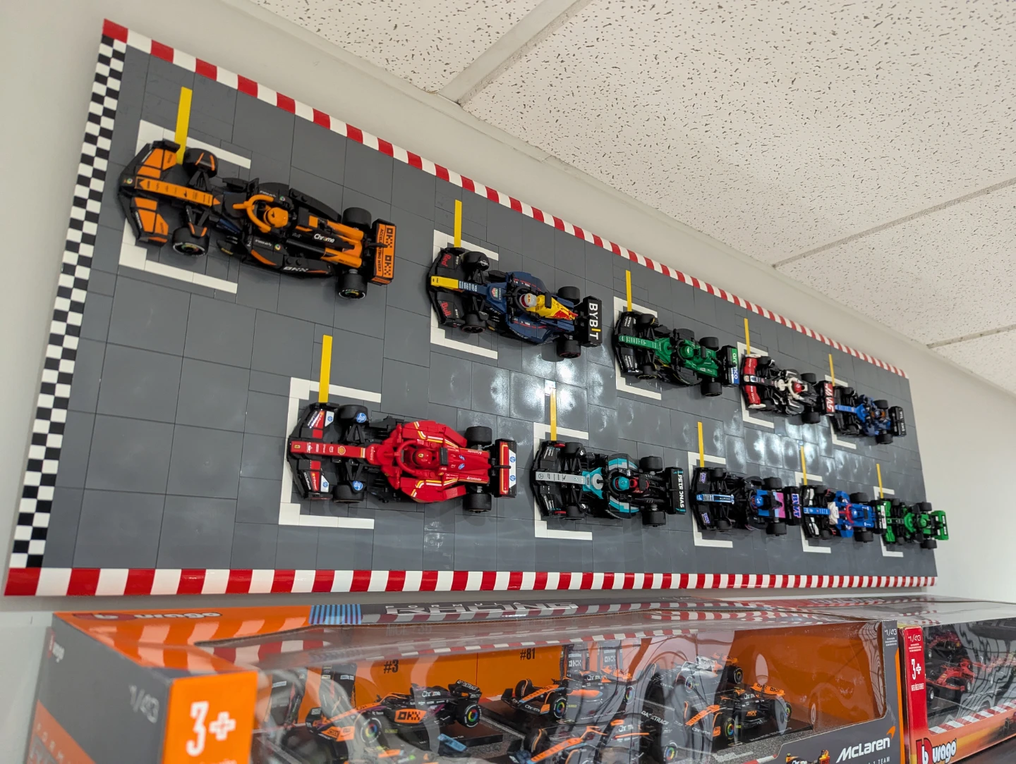 LEGO F1 Car Track Custom Display - photo 3