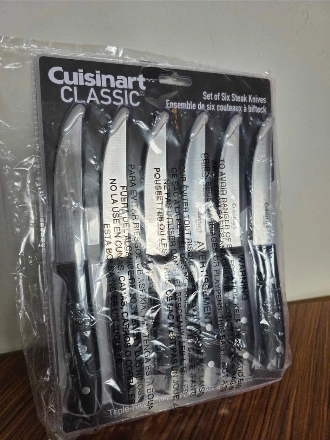 New Cuisinart Classic Set of Six Steak Knives
