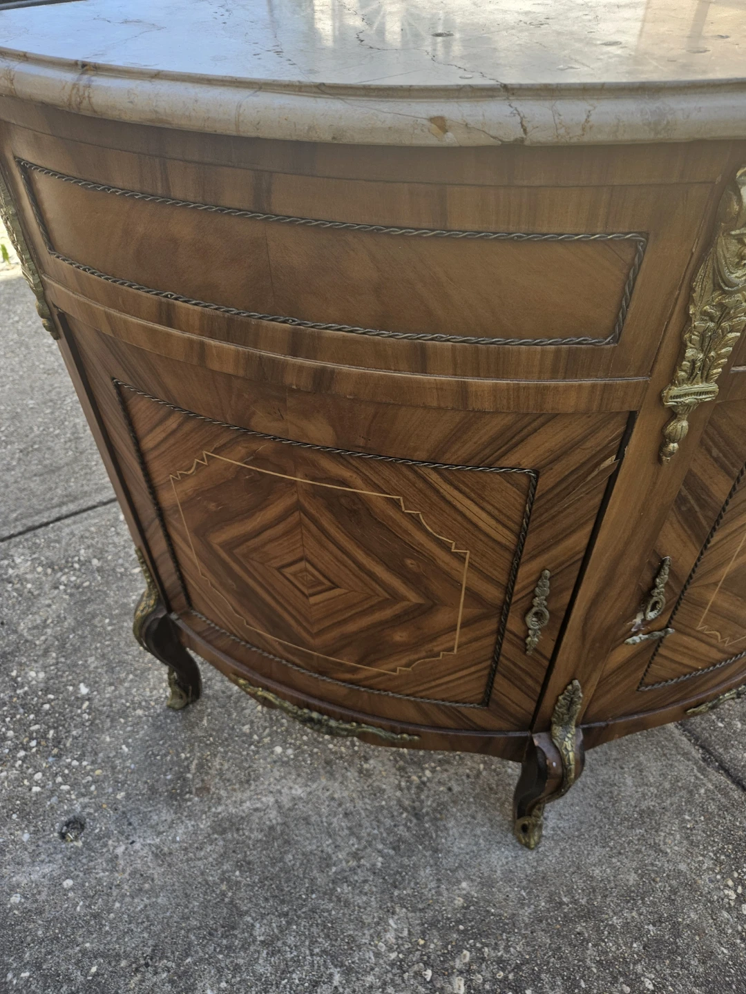 Beautiful louis XV style marbletop halfmoon table - photo 4