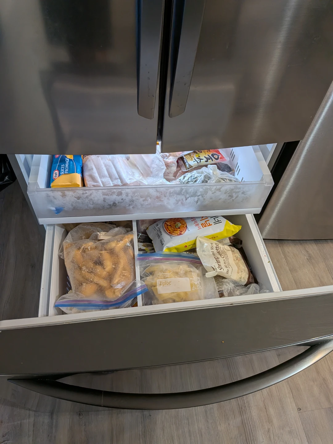 LG French Door Refrigerator LRFNS2503V - photo 4