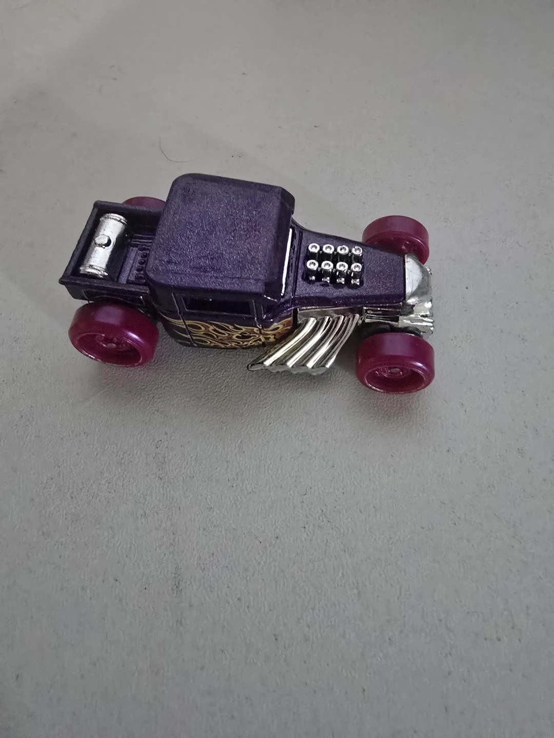 Purple Hot Wheels Bone Shaker Die-cast Toy Car - photo 3