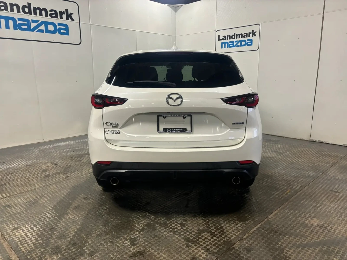White Mazda CX-5 - photo 4