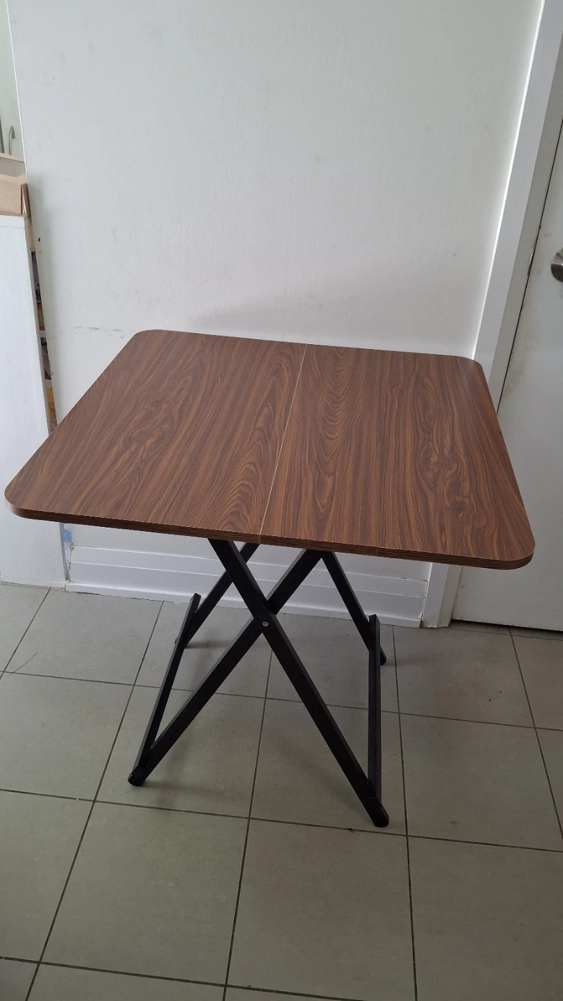 Folding Table 70x70x74cm