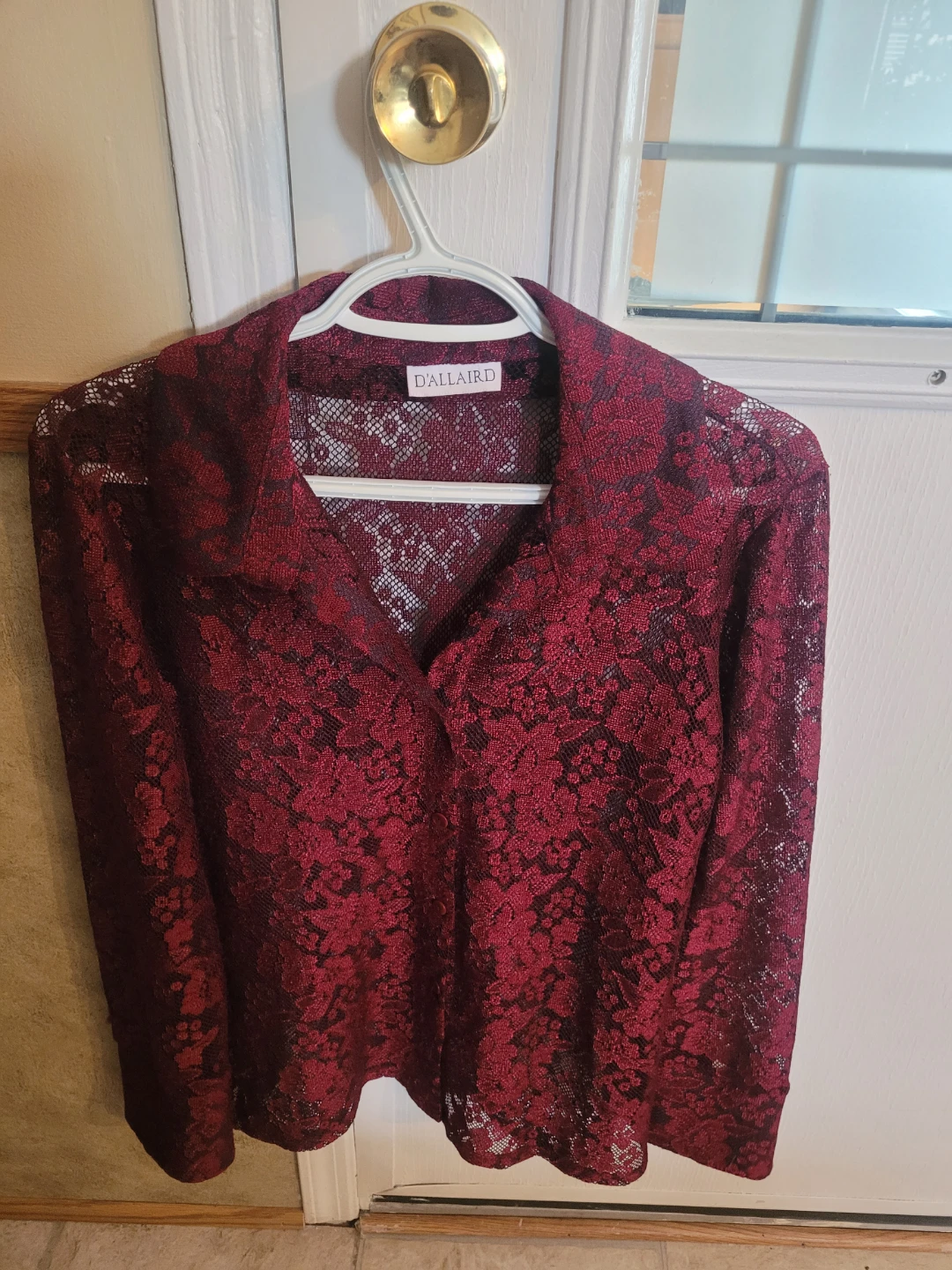 D'Allaird Lace Blouse - Burgundy