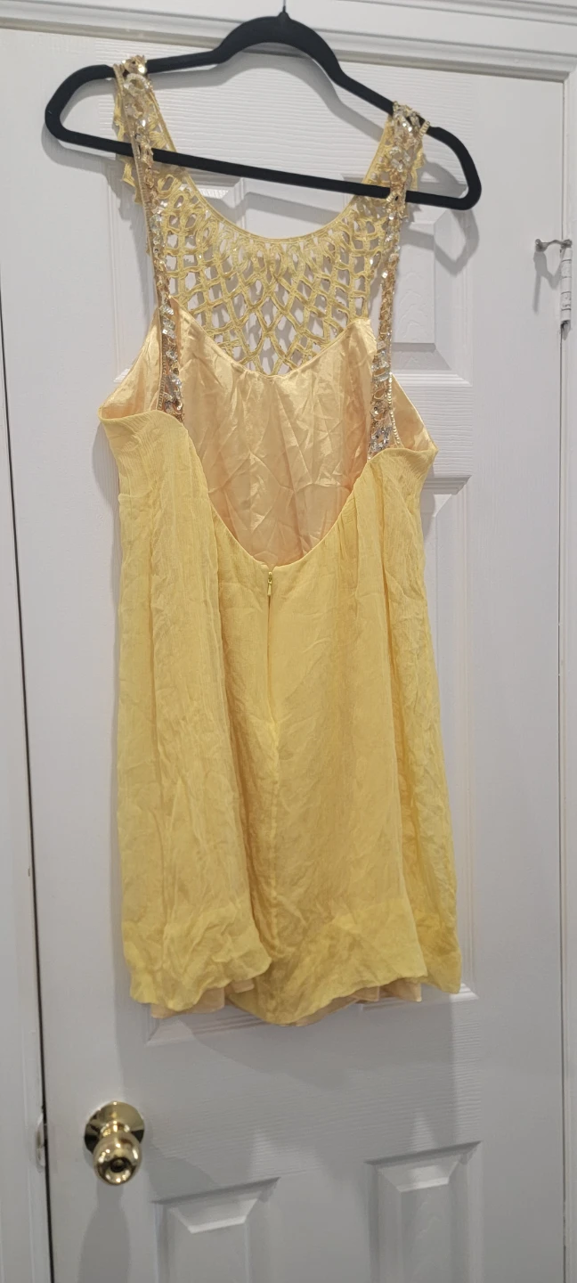 BCBGMAXAZRIA Embellished Yellow Mini Dress Size 12 - photo 2