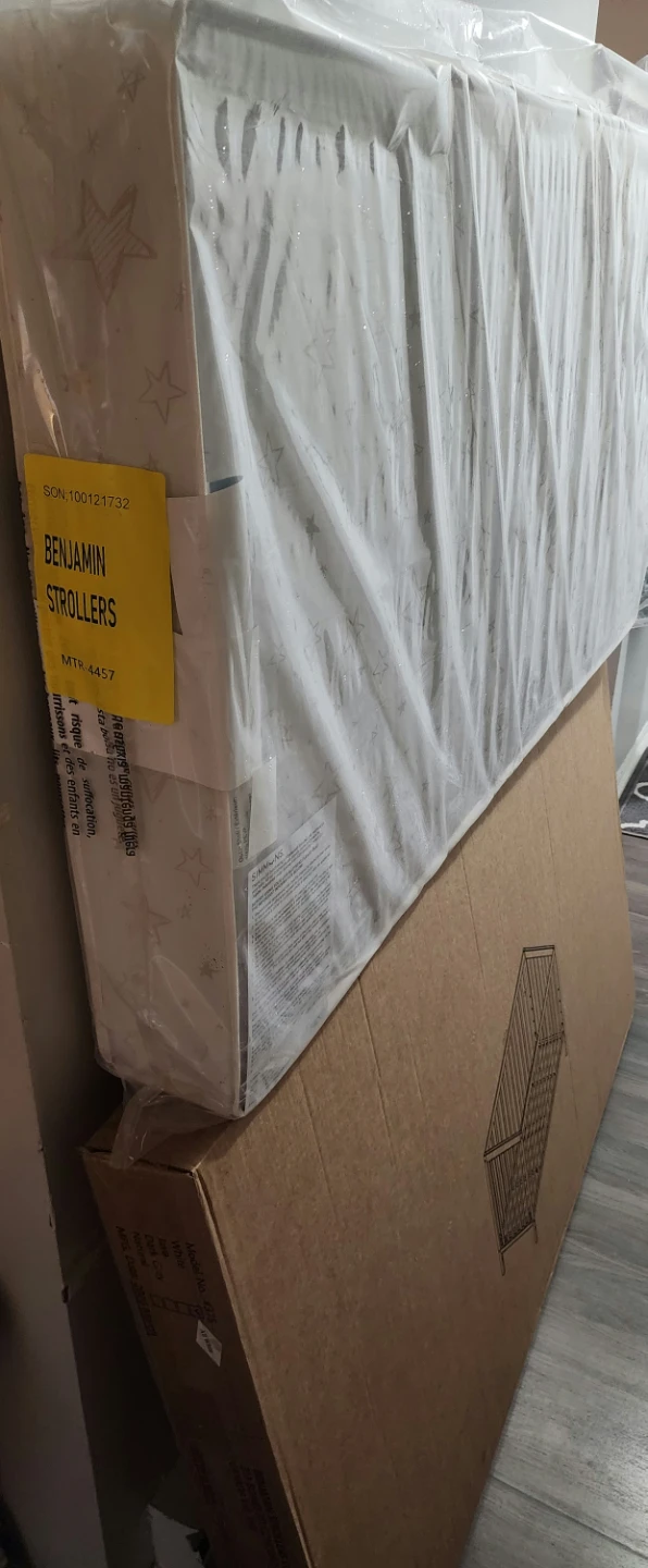 Brand New Crib and Brand New Mattress - photo 4