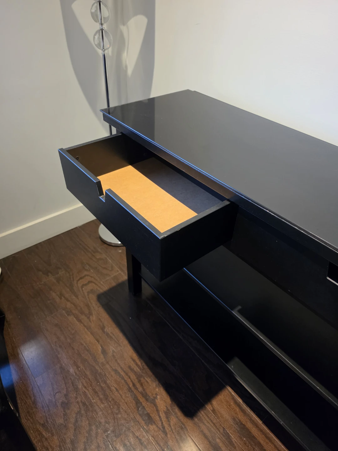 Ikea sideboard table with glasstop - $70 - photo 4