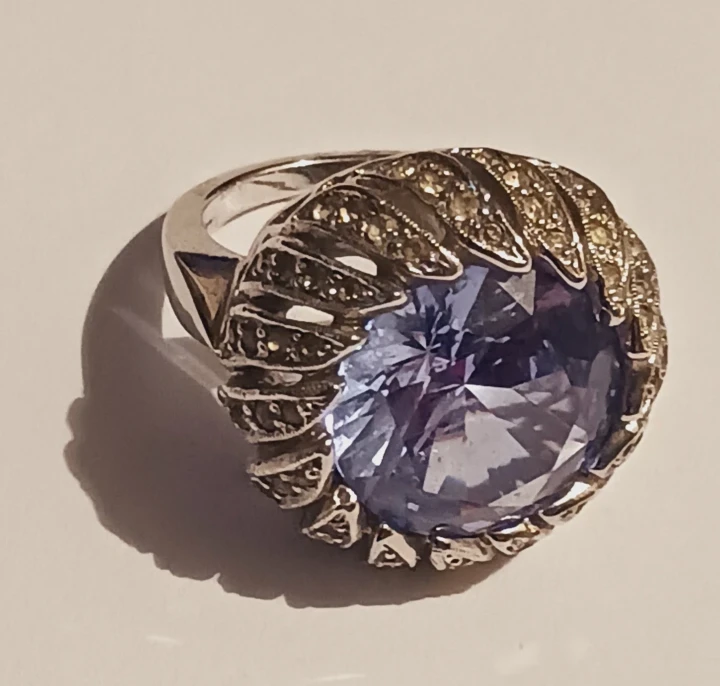 Gorgeous Sterling Silver 925 Large Blue Stone Ring