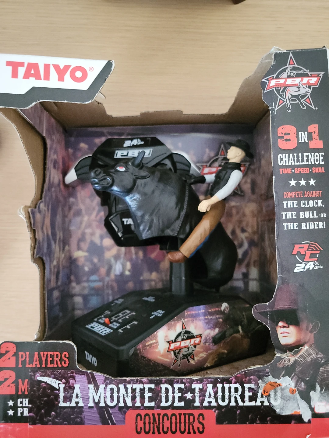 Taiyo Bull Riding Showdown RC Toy