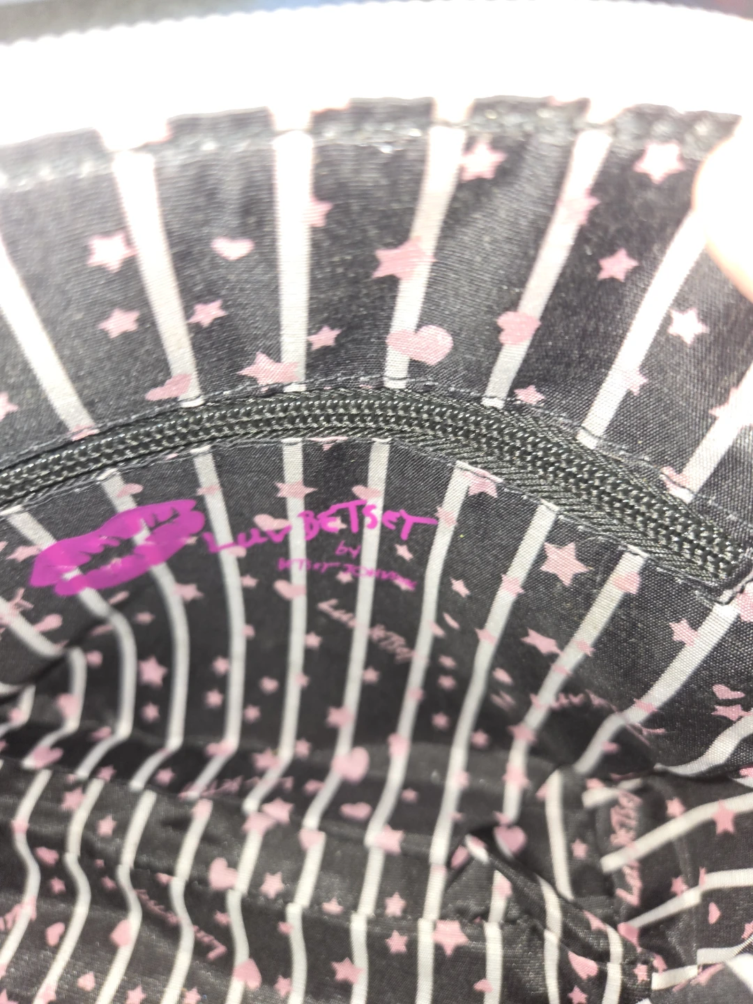 Betsey Johnson Quilted Heart Crossbody Bag - photo 3