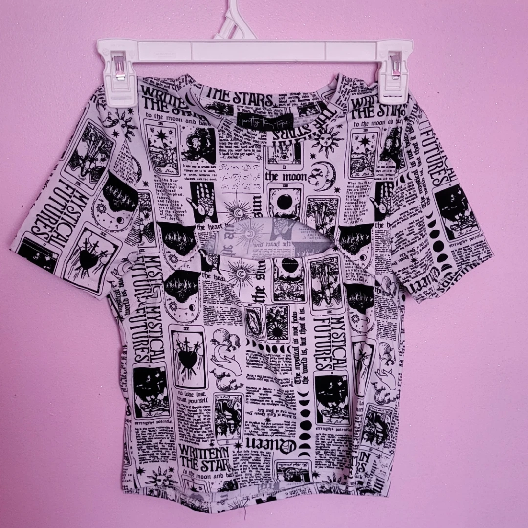 Patty Tiny Tops Tarot Card Print Cutout T-Shirt