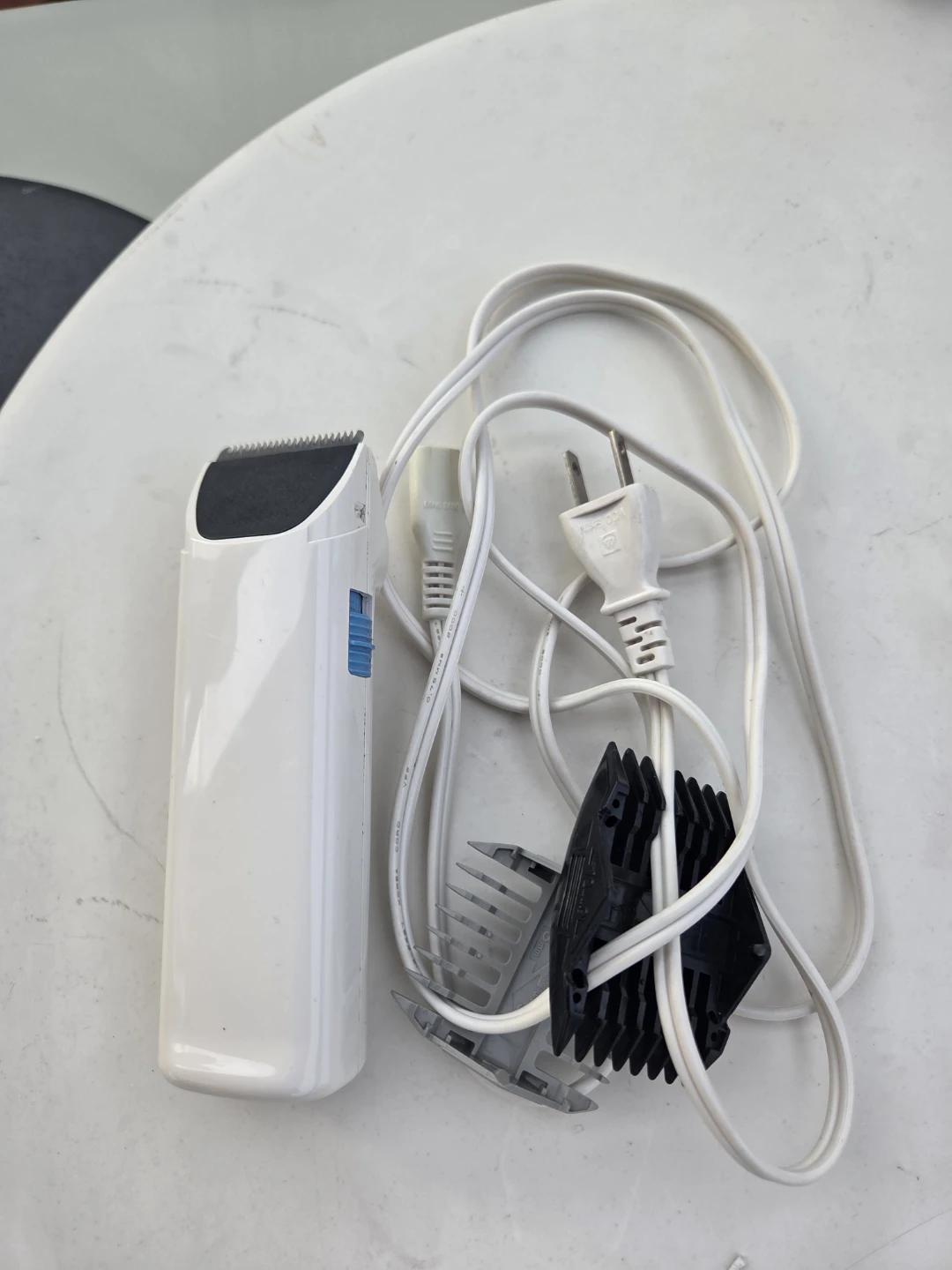 National Hair Clipper with Attachments - photo 2