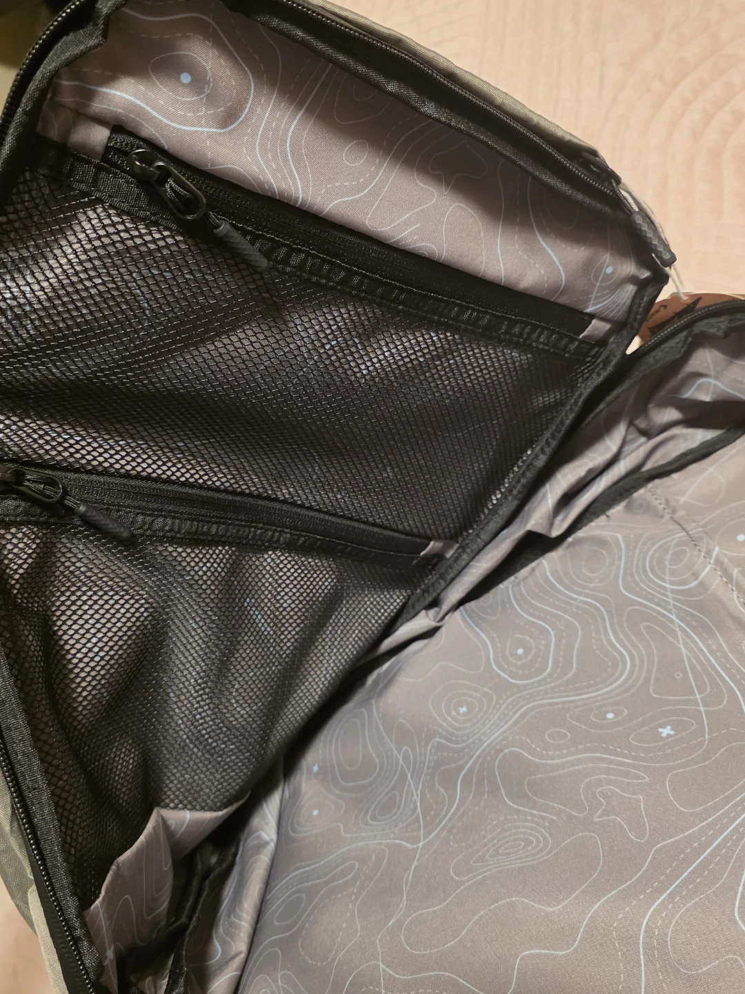 GIGABYTE 17.3" laptop Backpack - photo 4