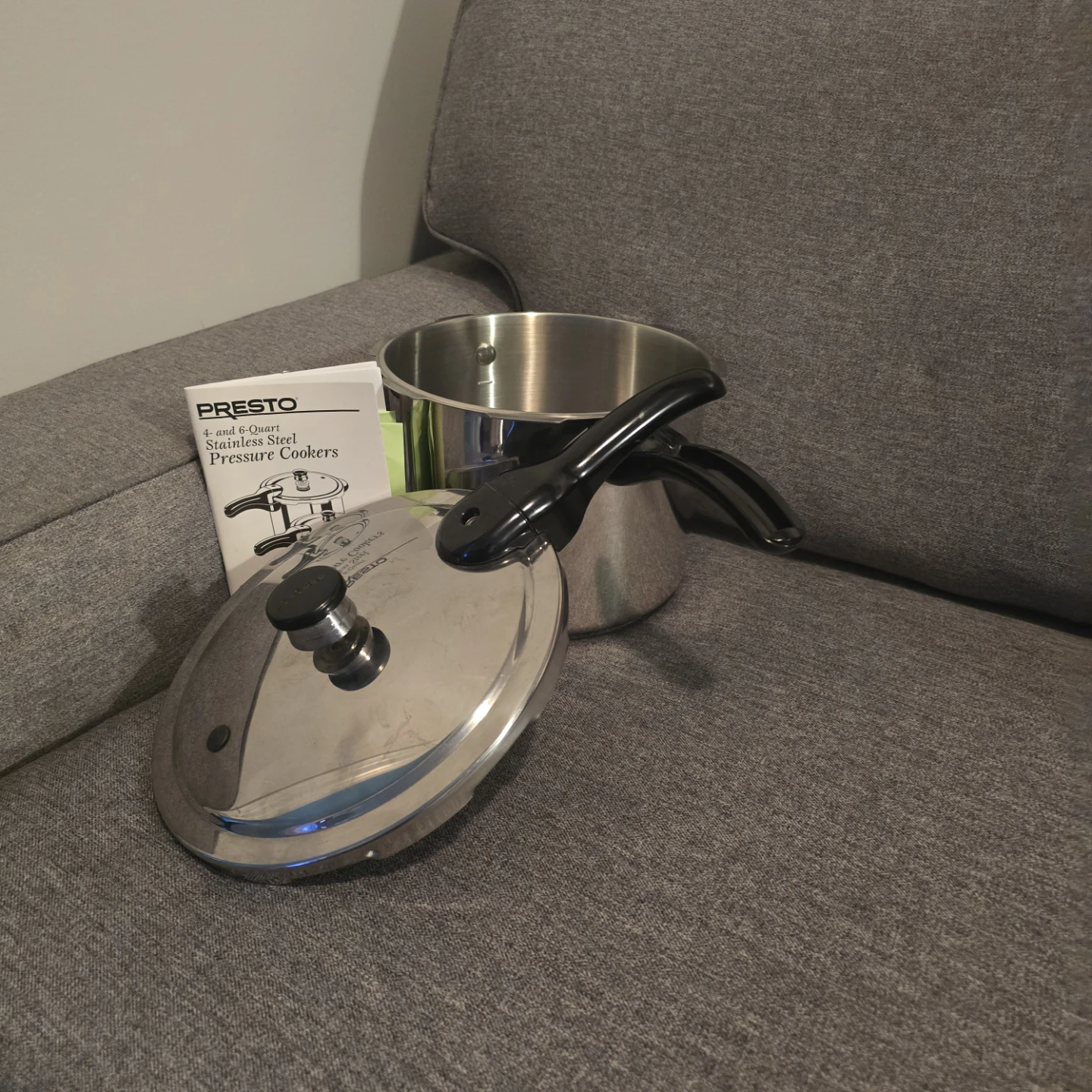 Presto 4-Quart Stainless Steel Pressure Cooker