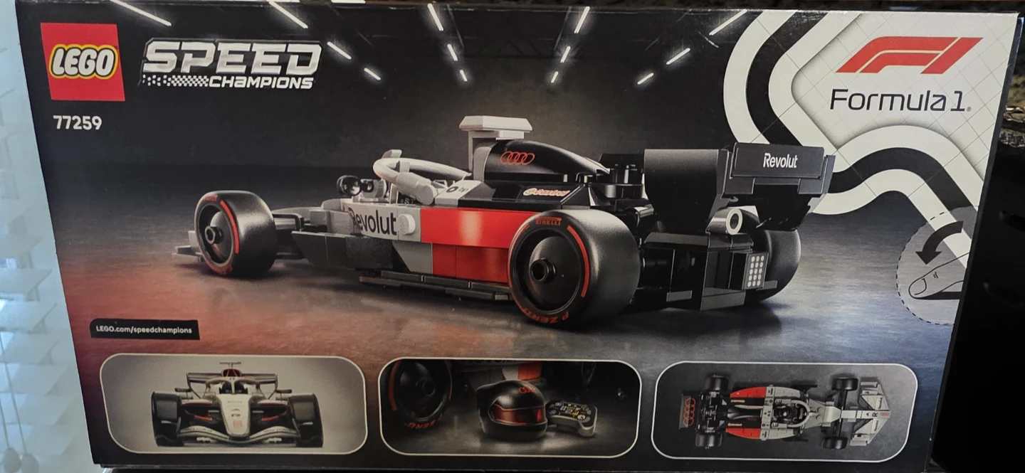 LEGO Speed Champions 77259 Audi Revolut F1 Team R26 - photo 2