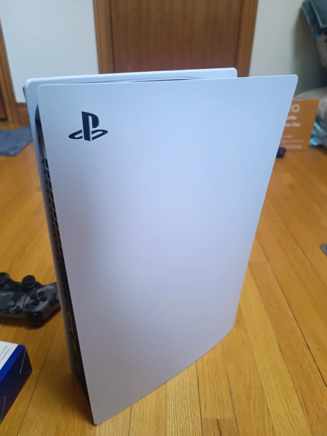 Sony PlayStation 5 Console - photo 3