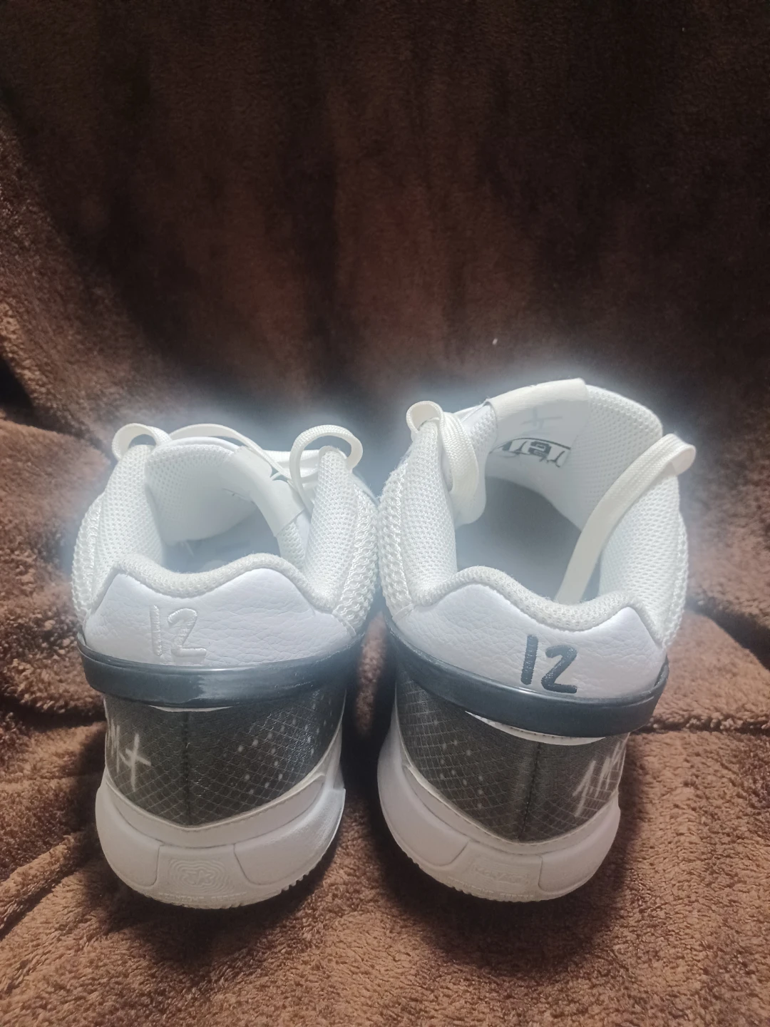 Nike ja 1 scratch 2.0 size 8.5 - photo 3