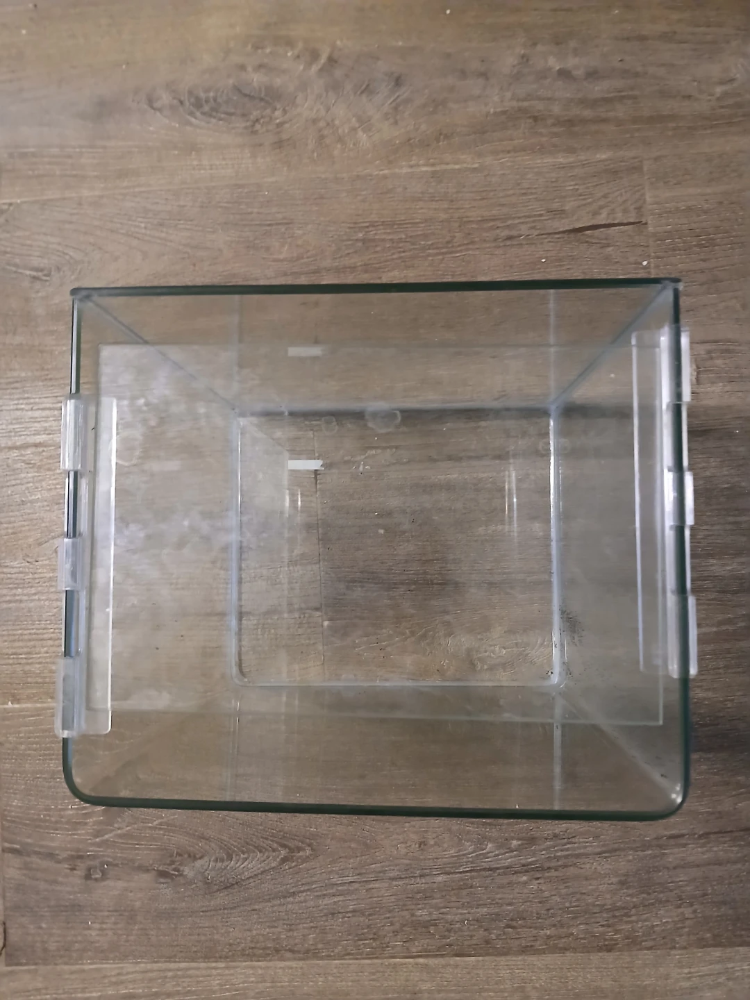 Glass aquarium 2.7 Gallon Tank - photo 2