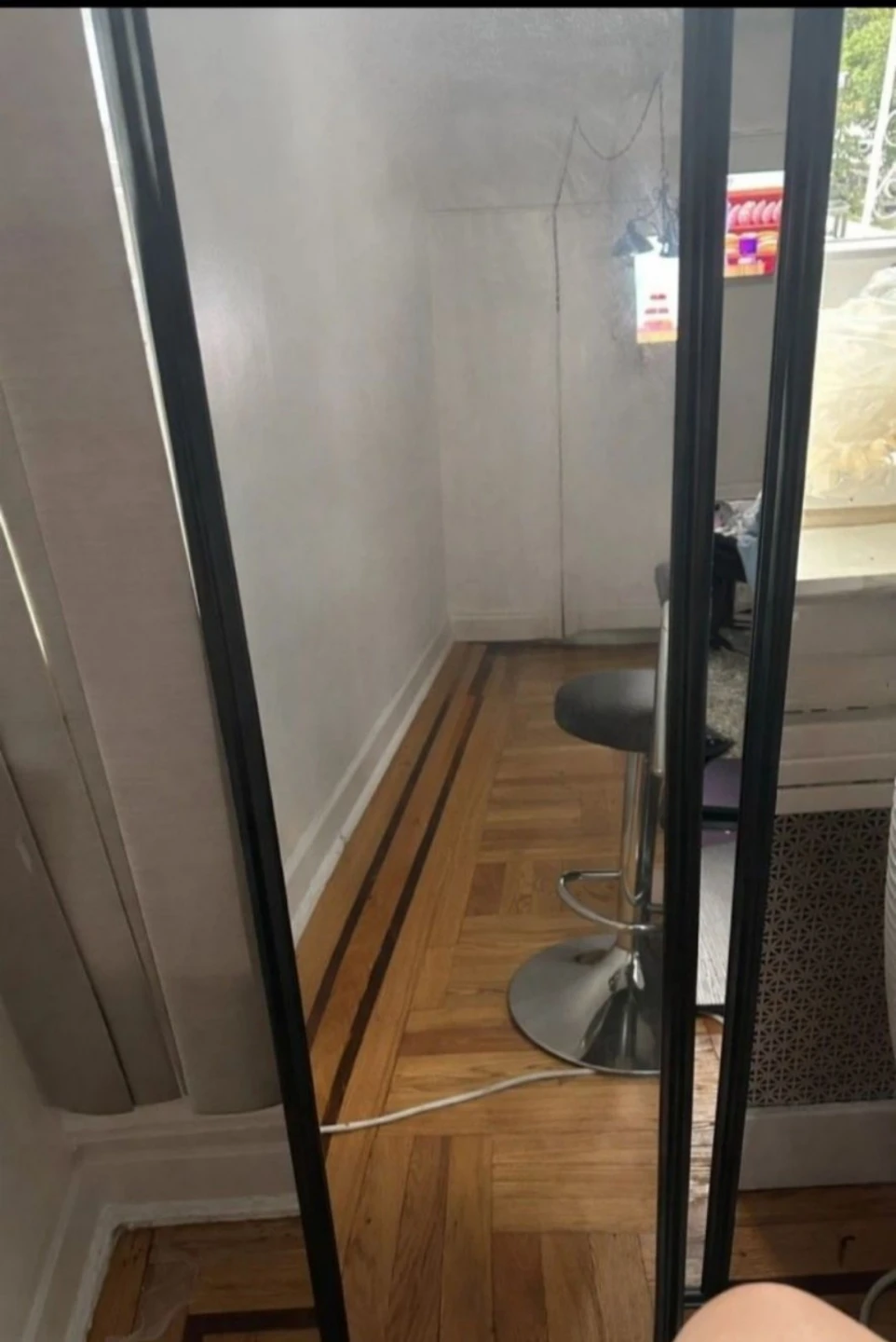 Full Length Lightweight Mirror (39"x15") ⚽