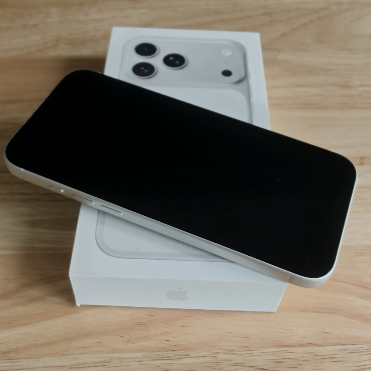 iPhone 17pro max 1tb